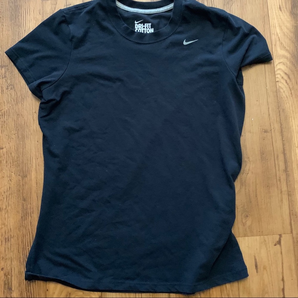 💎Nike Dri-fit Shirt